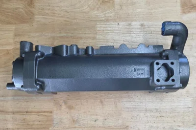 YANMAR 4LH-STE / 4LH-DTE Oil cooler.
This is a “Take Off” tested and serviced , engine oil cooler for Yanmar 4LH-STE/DTE. view 2